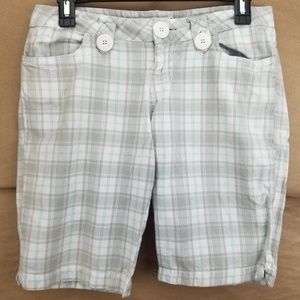 Plaid Bermuda Shorts SZ 3